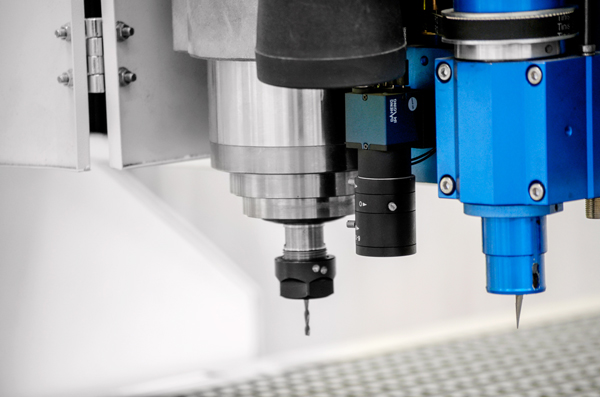 What are the advantages of CNC machining technology?